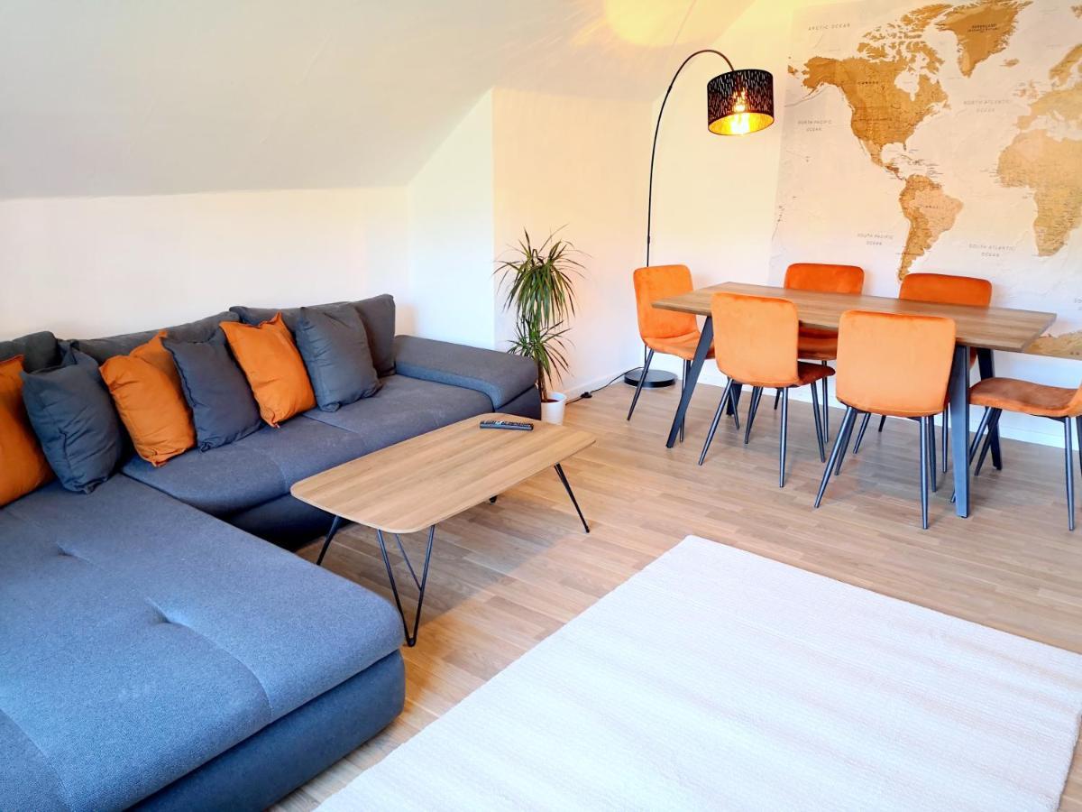 Family-Apartment Mit Balkon, Kueche, Parkplatz & Waschmaschine Offenburg Luaran gambar