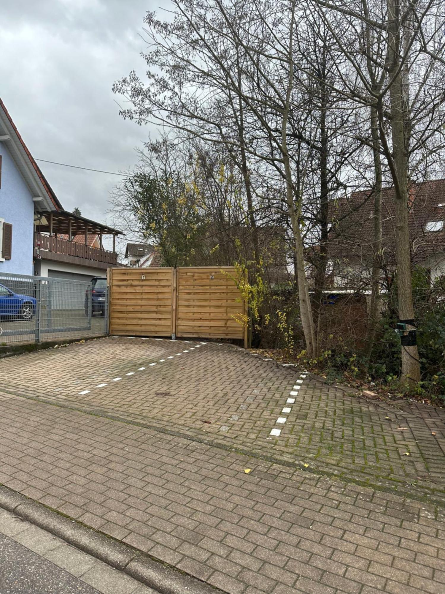 Family-Apartment Mit Balkon, Kueche, Parkplatz & Waschmaschine Offenburg Luaran gambar